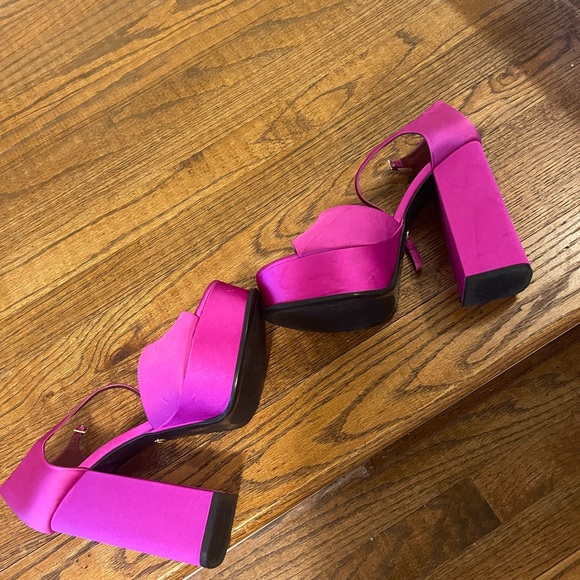 Barbie Chunky Platform Pink Heel - Picture 3 of 5